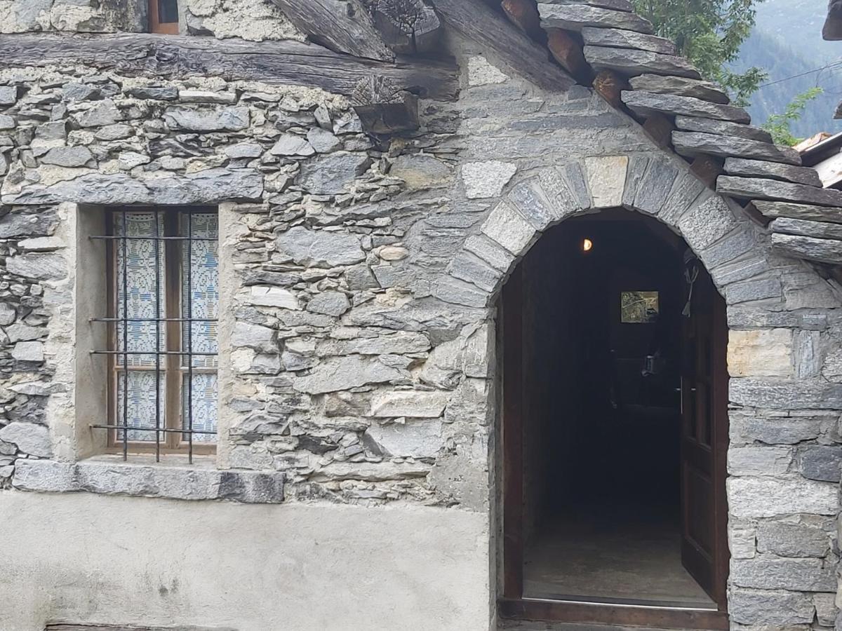 Вилла Tepilanti Cerentino Экстерьер фото